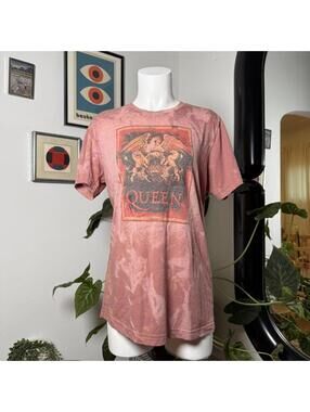 Queen band t shirt
